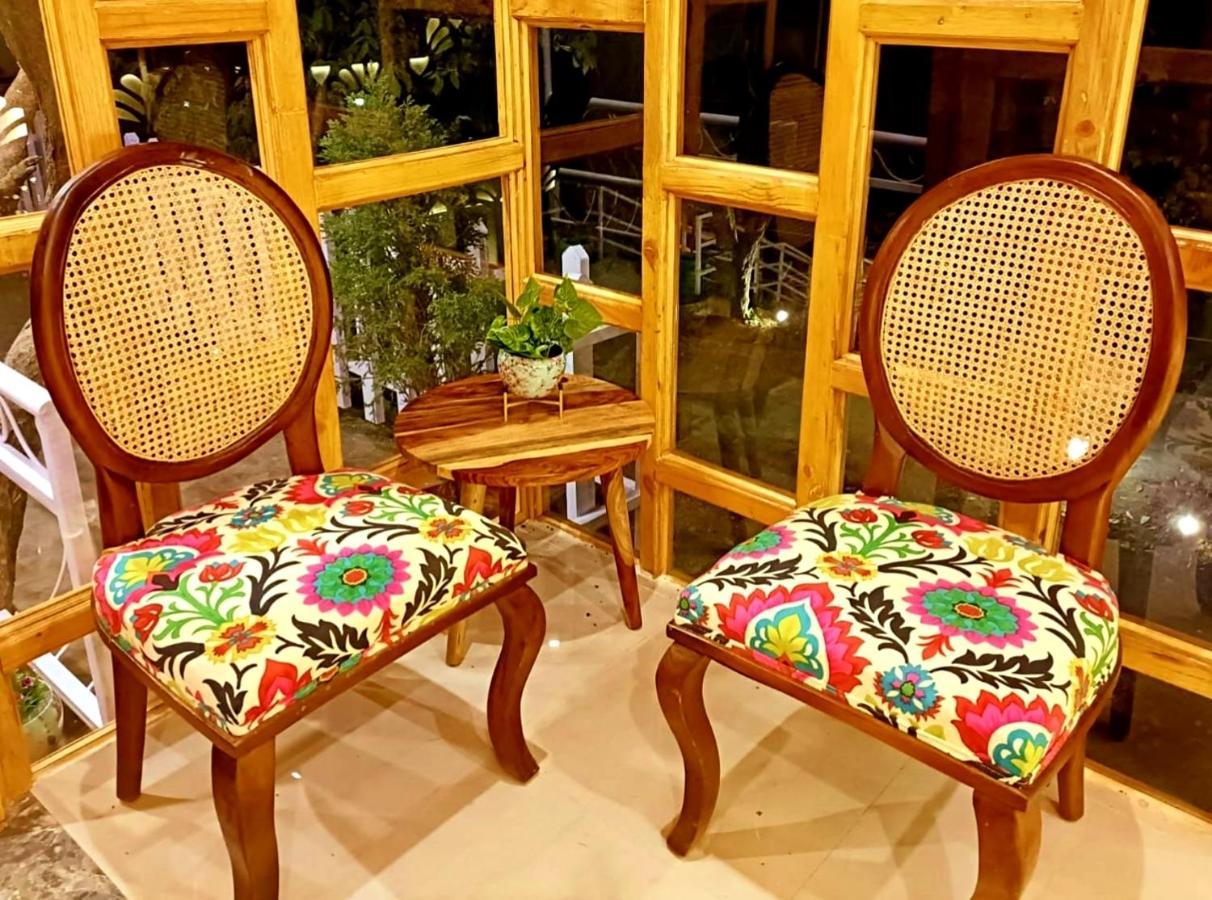 Aamod At Shoghi Luxury Cottage Resort Σίμλα Εξωτερικό φωτογραφία